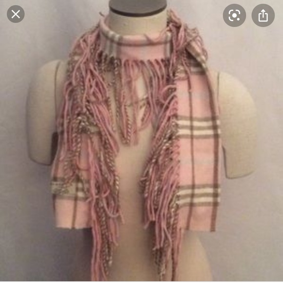 Burberry Accessories - 100% authentic BURBERRY
Happy Nova Check Scarf